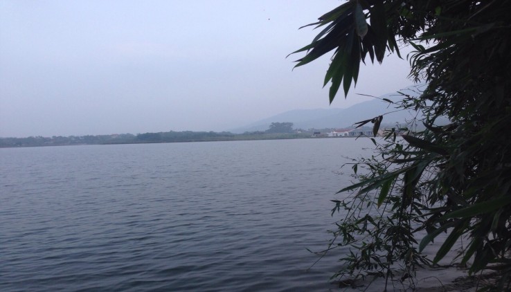 Bán đất Ba Vì, Sơn Tây diện tích 5000m2 không thể đẹp hơn tại hồ Đồng Mô. Liên hệ: 0978699916