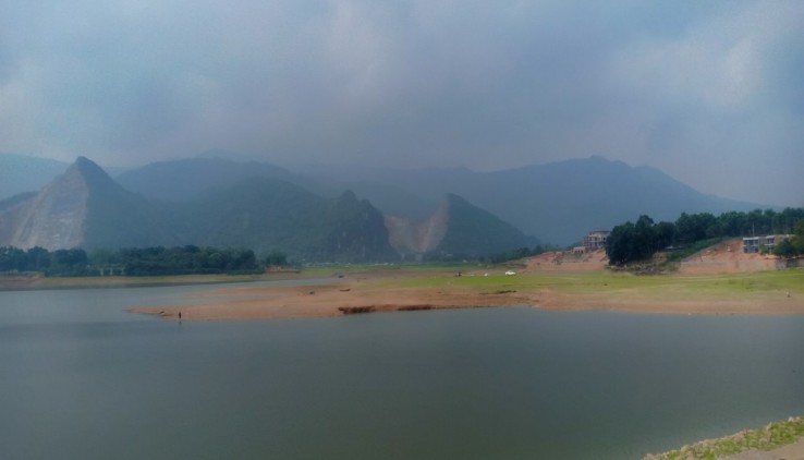Bán đất Lương Sơn Hoà Bình- 1441m view hồ, giá rẻ