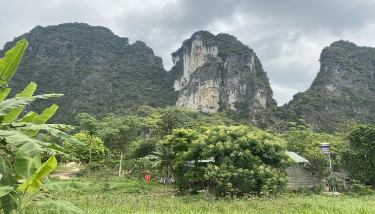 Bán ngay 2900m2 view núi đá cực đỉnh, siêu phẩm nghỉ dưỡng tại Lương Sơn