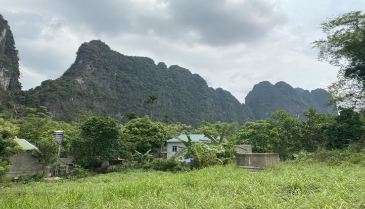 Bán 2900m2, view núi đá,phong cảnh nên thơ, đất 2 mặt tiền