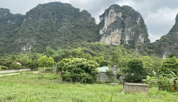 Bán 2900m2, view núi đá,phong cảnh nên thơ, đất 2 mặt tiền