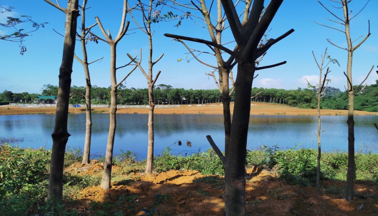 đất bám toàn bộ mặt hồ tại Cao Dương - Lương Sơn - Hòa Bình