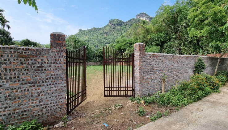 Bán ngay 1988m2 đất Lương Sơn, view cao thoáng, tường bao quanh