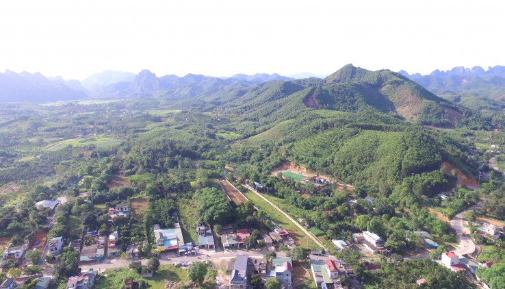 Bán ngay 3200m2 view cánh đồng, núi đá thoáng mát, giá cả đầu tư