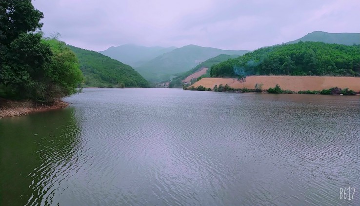 Bán đất lương sơn 3.5ha view hồ tuyệt đẹp.cách hà nội 40km