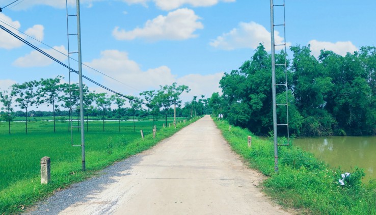 Bán đất Chương Mỹ 3600m  tại Nam Phương Tiến, lô góc 2 mặt tiền view cánh đồng đường rộng