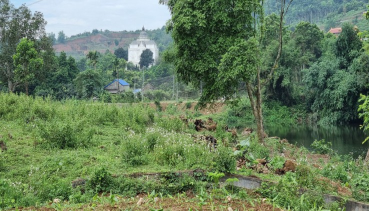 Bán đất bám hồ tại Hoà Sơn, Lương Sơn, Hoà Bình với diện tích 3284m có 1600m thổ cư giá đầu tư.