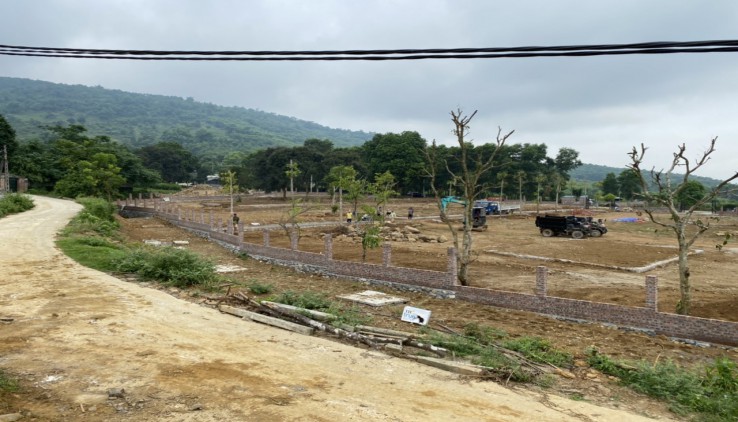 Gấp chính thức mở bán 05 lô đất thuộc quần thể phân lô khu biệt thự Cao Sơn, Lương Sơn, Hòa Bình.