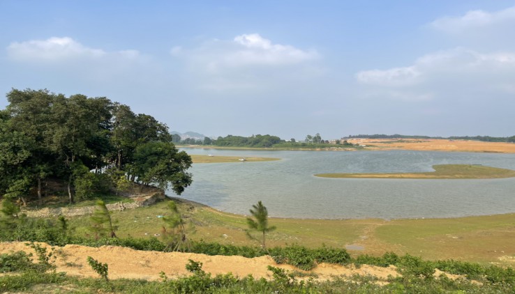 Bán 4000m đất Nghỉ Dưỡng Bám Hồ Đồng Chanh-Nhuận Trạch-Lương Sơn Hoà Bình.