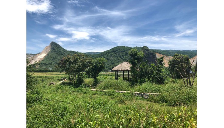 Bán đất Lương Sơn dt 1200m view hồ Đồng Chanh và núi Bé Siêu đẹp ,không gian thoáng