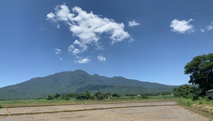 BÁN KHUÔN VIÊN VÂN HÒA BA VÌ 4460M CÓ 400M ,SẴN NHÀ SÀN CÓ AO RỘNG VIEW CÁNH ĐỒNG