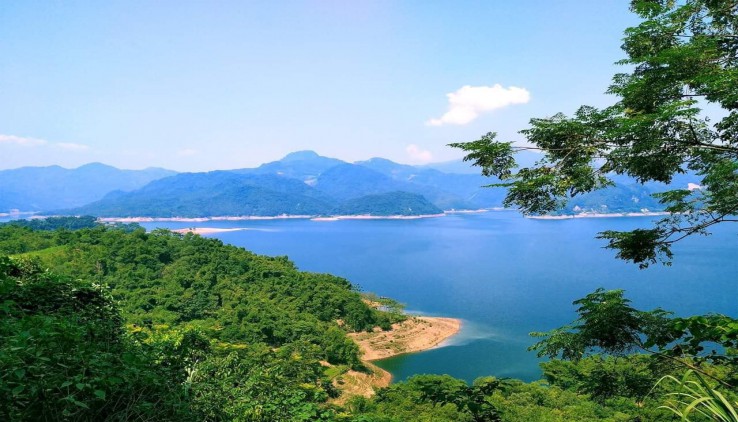 7ha bám mặt hồ Sông Đà, bến Hiền Lương, đà Bác, Hòa Bình.