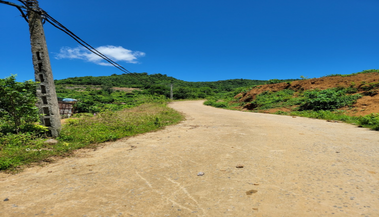 Bán đất Suối Nẩy Hòa Sơn dt 6000m .địa thế đất cao thoáng ,view panorama siêu đẹp ,gần nhiều homstay ,