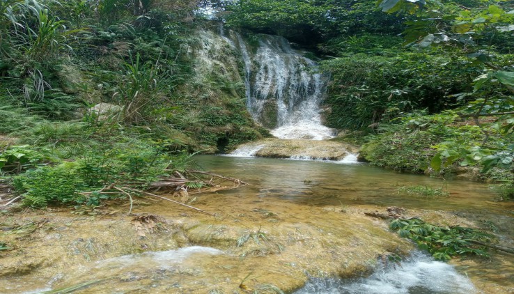 Bán đất kim bôi hơn 10ha đất bám suối cực đẹp ,cách hà nội 70km,oto tận đất