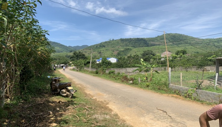 BÁN RẺ 3008M ĐẤT CHÍNH CHỦ, ĐƯỜNG RỘNG 11M, CAO, THOÁNG, VIEW ĐẸP, CAO PHONG - HÒA BÌNH.