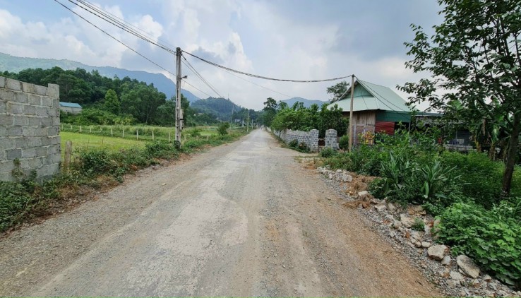 Cần bán 360m2 đất tại Hoà Sơn Lương Sơn Hoà Bình