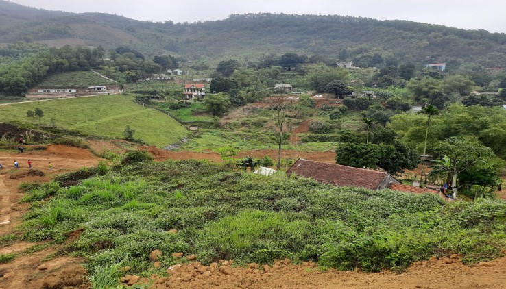 Bán Đất Núi Bé Nam Phương Tiến 9000m View Núi Hồ Cao Thoáng.