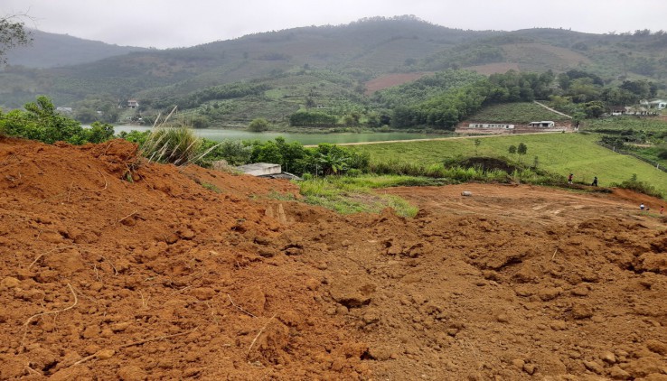 Bán Đất Núi Bé Nam Phương Tiến 9000m View Núi Hồ Cao Thoáng.