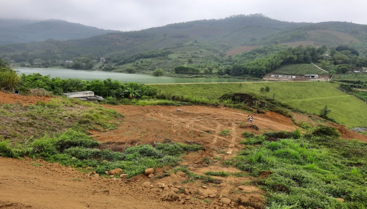 Bán Đất Núi Bé Nam Phương Tiến 9000m View Núi Hồ Cao Thoáng.