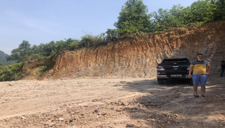 Bán 1500m đất thổ cư nghỉ dưỡng tại Lương Sơn-Hoà Bình giá đầu tư 900k/m