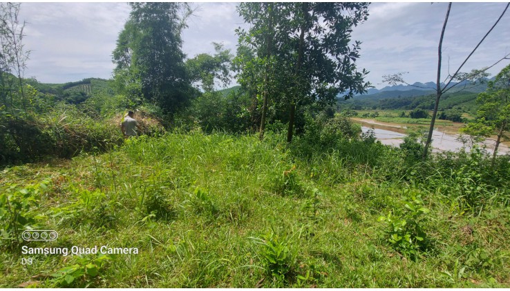 Bán đất Tân Lạc diện tích 2100m có 200 thổ cư còn lại là đất vườn view cánh đồng thoáng mát