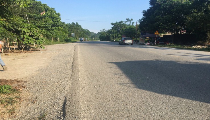 Bán 210m2 đất bám đường quốc lộ 10m tại Cao Dương - Lương Sơn - Hòa Bình