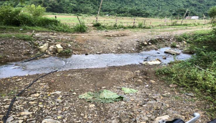 bán 11800m đất tại lương Sơn có suối trong đất giá chỉ 400tr.
