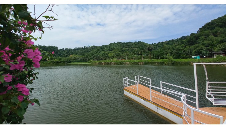 Bán khuôn viên nghỉ dưỡng tại Lương Sơn Hòa Bình có bể bơi và đầy đủ công năng sử dụng