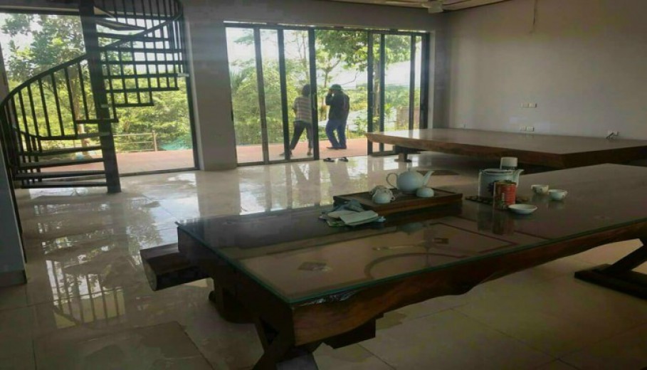 BÁN GẤP KHUÔN VIÊN NHÀ SẴN Ở DT 600M,GIÁ 2,3 TỶ!