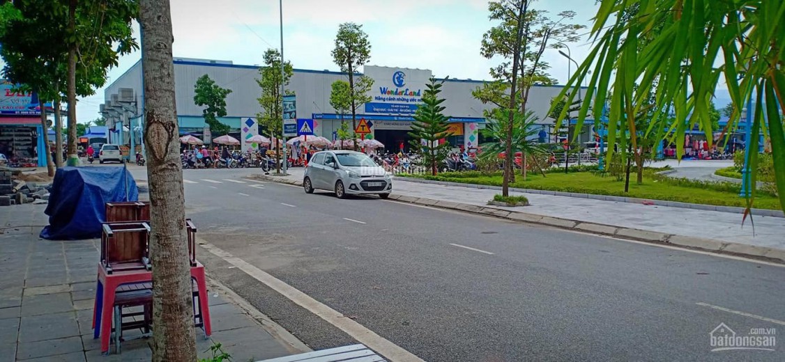 Chính chủ gửi bán mảnh đất Phố chợ Lương Sơn, Trục chính, View công viên