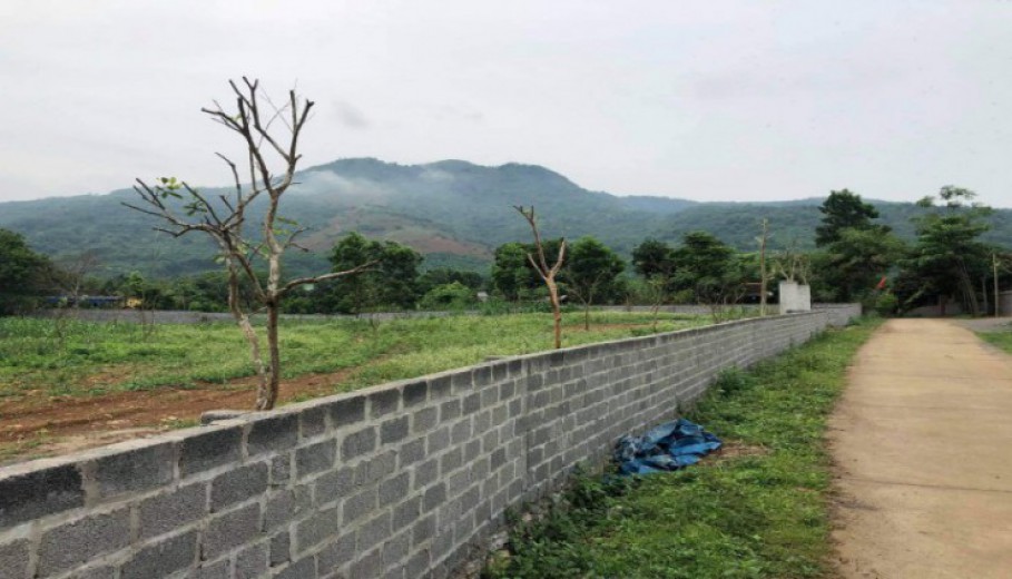 Cần chuyển nhượng gấp 5732m2 đất làm nghỉ dưỡng sinh thái tại Lương Sơn Hòa Bình.
