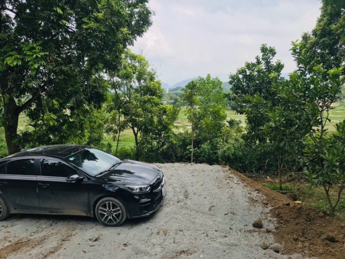 Bán 1300m.100ont đất view cánh đồng thơ mộng tại -Cư Yên - Lương Sơn - Hòa Bình