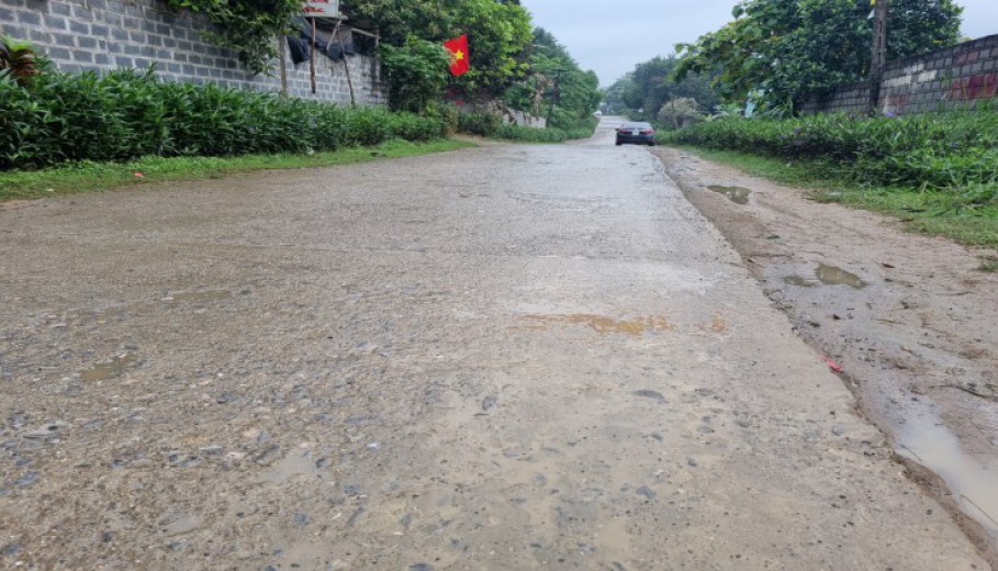 Bán Đất 1160m Có 100 OT 42m mặt đường, Nhuận Trạch Lương Sơn.
