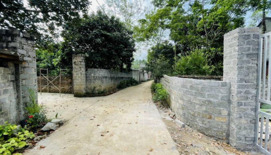 Bán đất Lương Sơn dt 816m bám đường bê tông 20m, đất vuông vắn bằng phẳng.