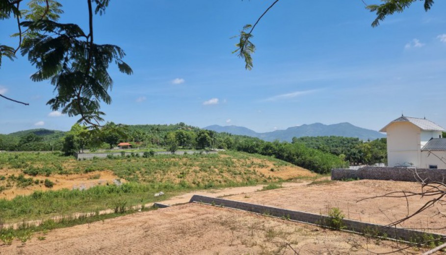 Bán đất nghỉ duỡng Lương Sơn nằm trong quần thể TOPHILL dt 1130m.