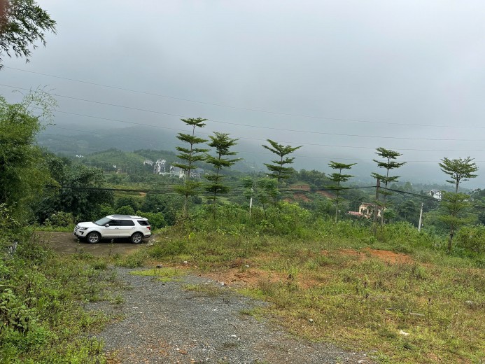 Bán gấp lô đất đẹp view thoáng, gần Xanh Villas, cách ĐH quốc gia 5km LH