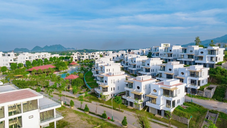 Bán đất phân lô diện tích 7513m2 sát dự án Sunset Tân Vinh Lương Sơn, Hòa Bình