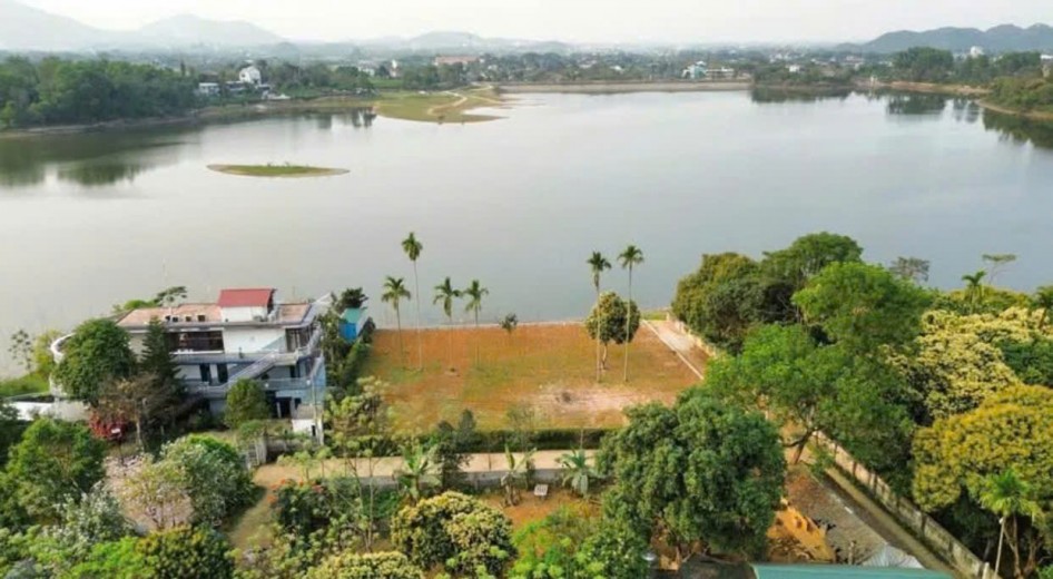 Bán đất mặt hồ Đồng Chanh 1229m2 cạnh du thuyền hàng xóm tại Lương Sơn Hòa Bình