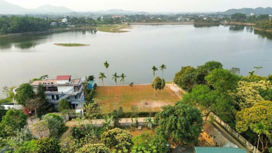 Bán đất mặt hồ Đồng Chanh diện tích 1160m2 tại Lương Sơn Hòa Bình