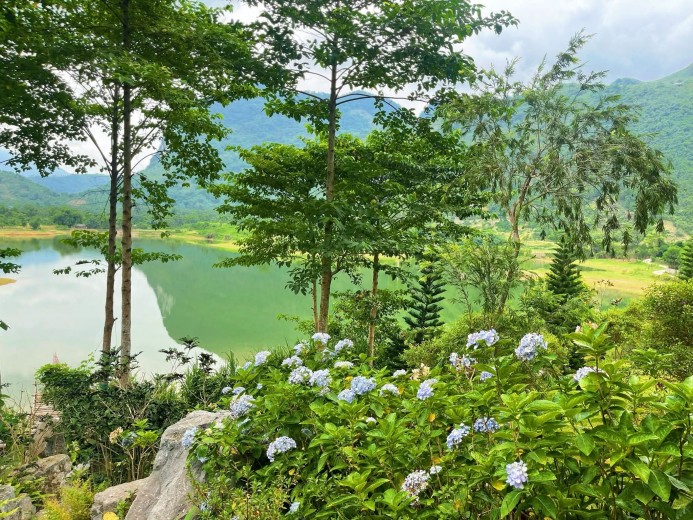 Bán Homstay tuyệt đẹp bám cao tốc Hòa Bình Sơn la tại Hòa Bình