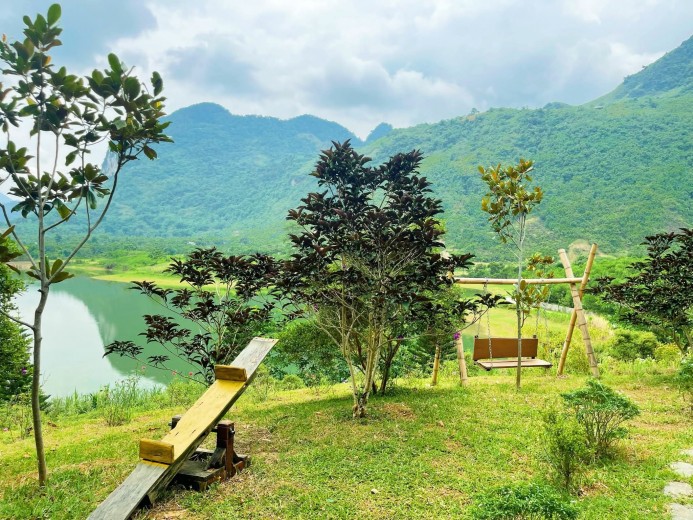 Bán Homstay tuyệt đẹp bám cao tốc Hòa Bình Sơn la tại Hòa Bình