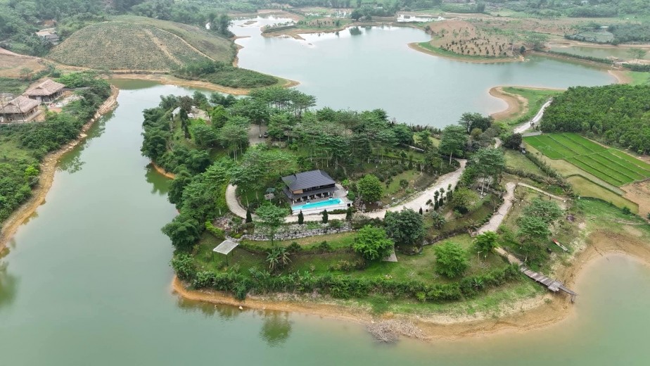 Bán Homstay tuyệt đẹp bám cao tốc Hòa Bình Sơn la tại Hòa Bình
