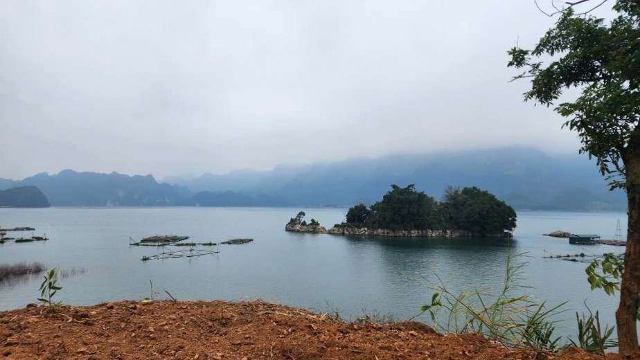 Bán đất view hồ tuyệt đẹp tại Hòa Bình