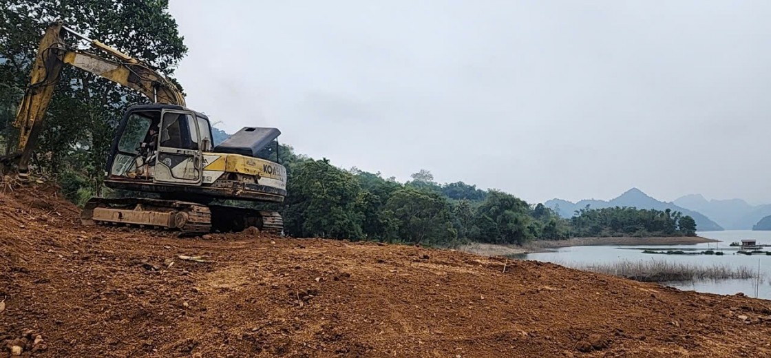 Bán đất view hồ tuyệt đẹp tại Hòa Bình