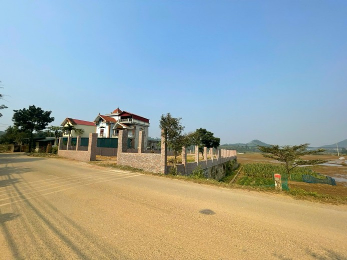 Bán 1107m2 mặt đường 446 Yên Bình, Thạch Thất, Hà Nội