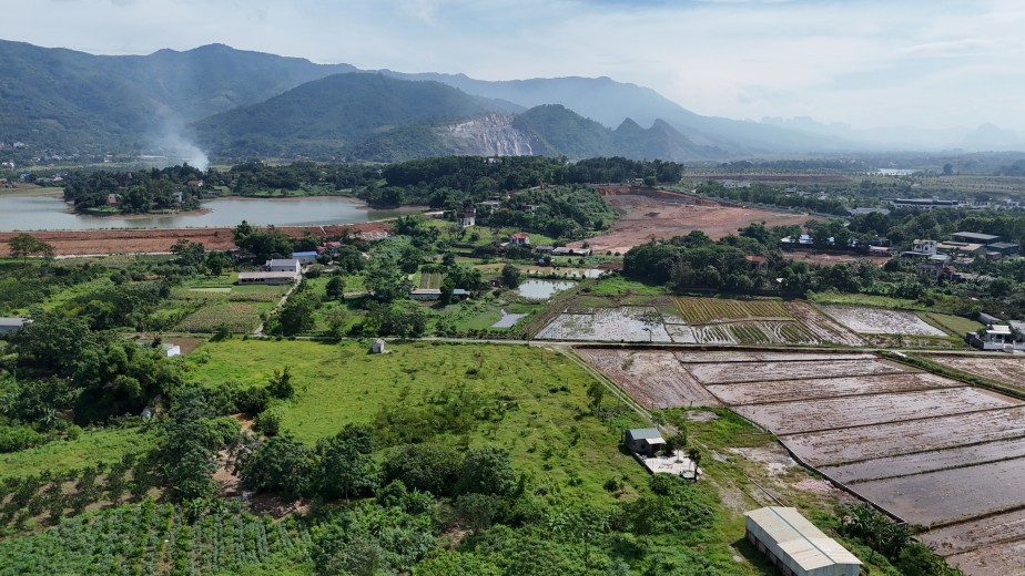 BÁN KHUÔN VIÊN NGHỈ DƯỠNG 7000m² ĐẲNG CẤP VIEW HỒ TẠI CHƯƠNG MỸ HÀ NỘI